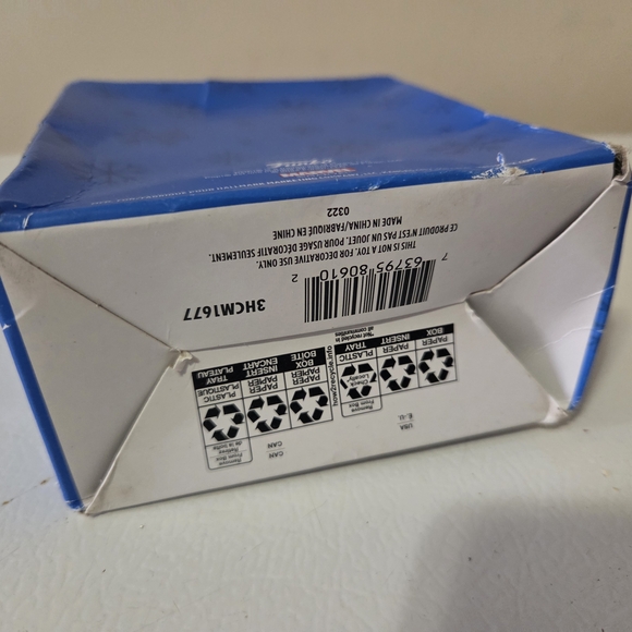 Hallmark Keepsake Christmas Ornament of the Marvel character Black Panther. - Picture 7 of 7